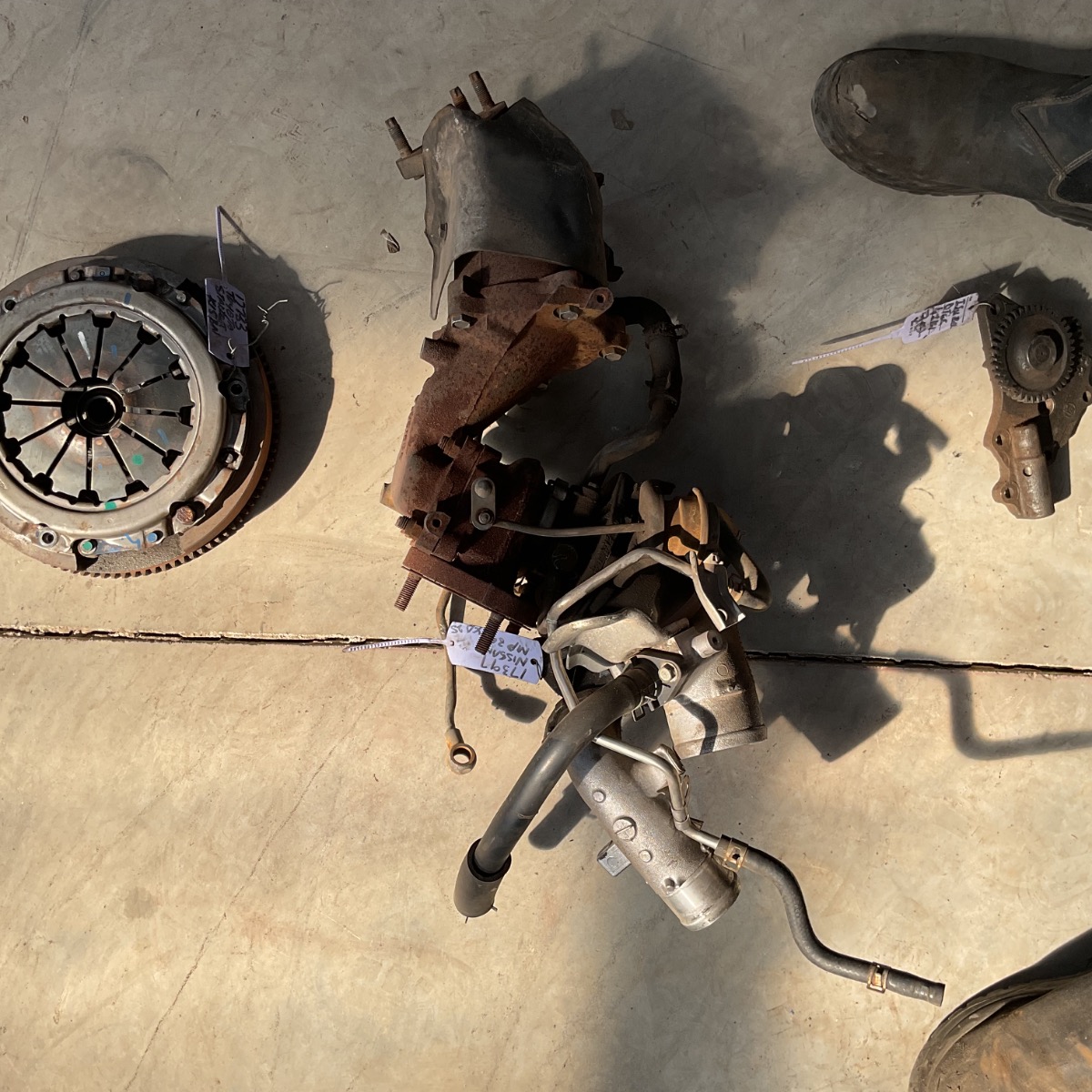 NP300 YD25 TURBO CHARGER