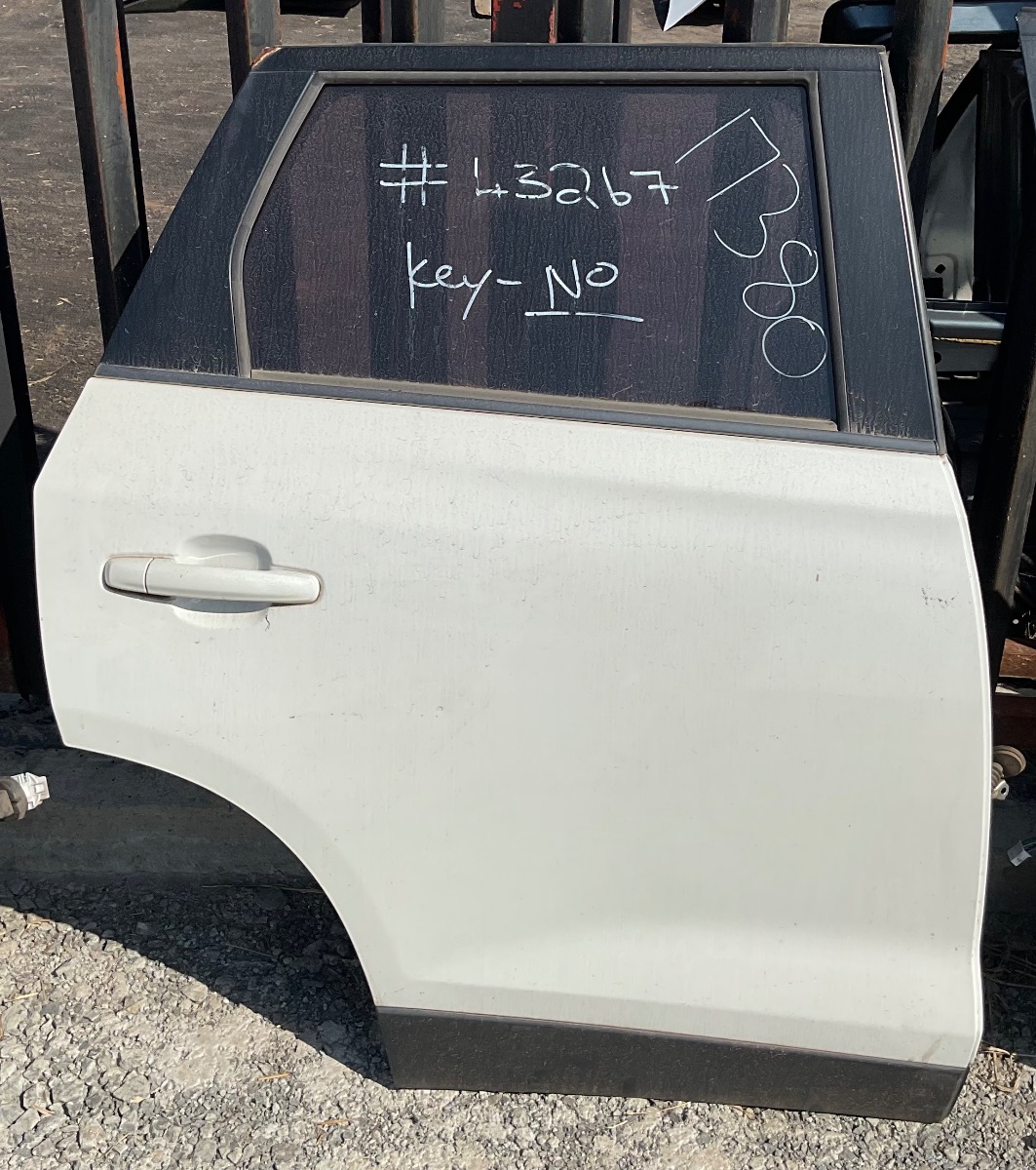 VITARA BREZZA RIGHT REAR DOOR SHELL