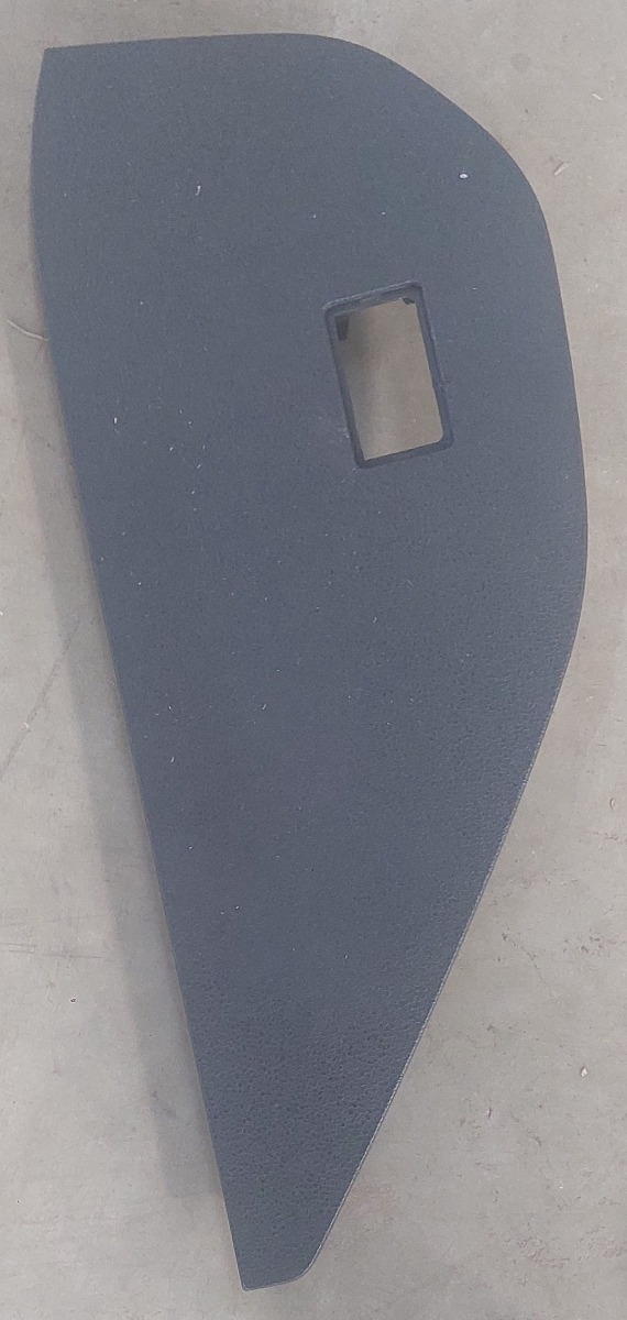 TIGUAN RIGHT DASH TRIM COVER