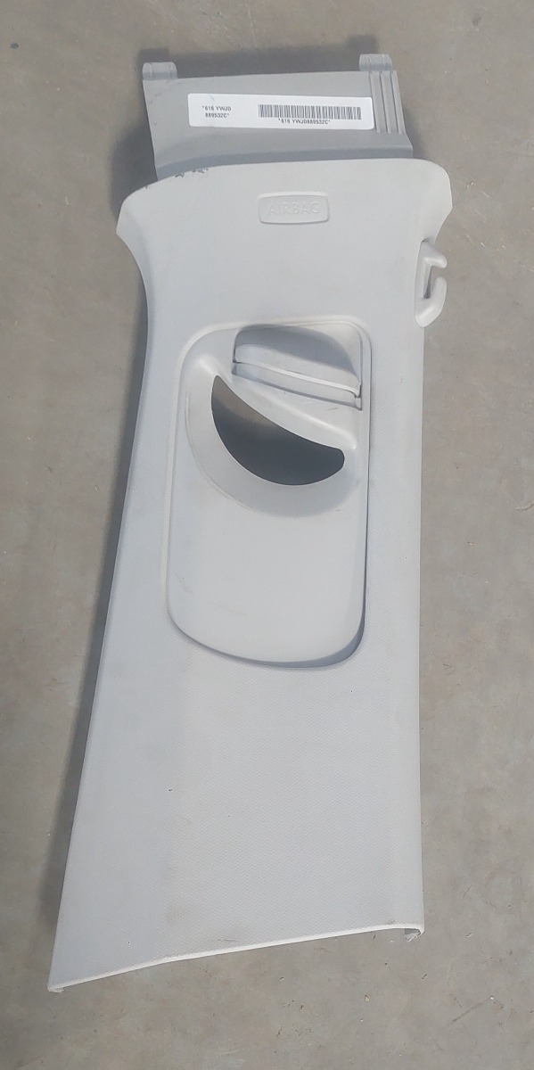 TIGUAN ALLSPACE RIGHT B-PILLAR UPPER TRIM