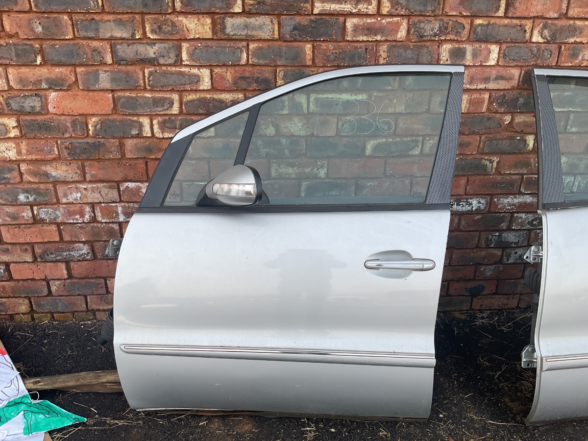 A190 LEFT FRONT DOOR SHELL