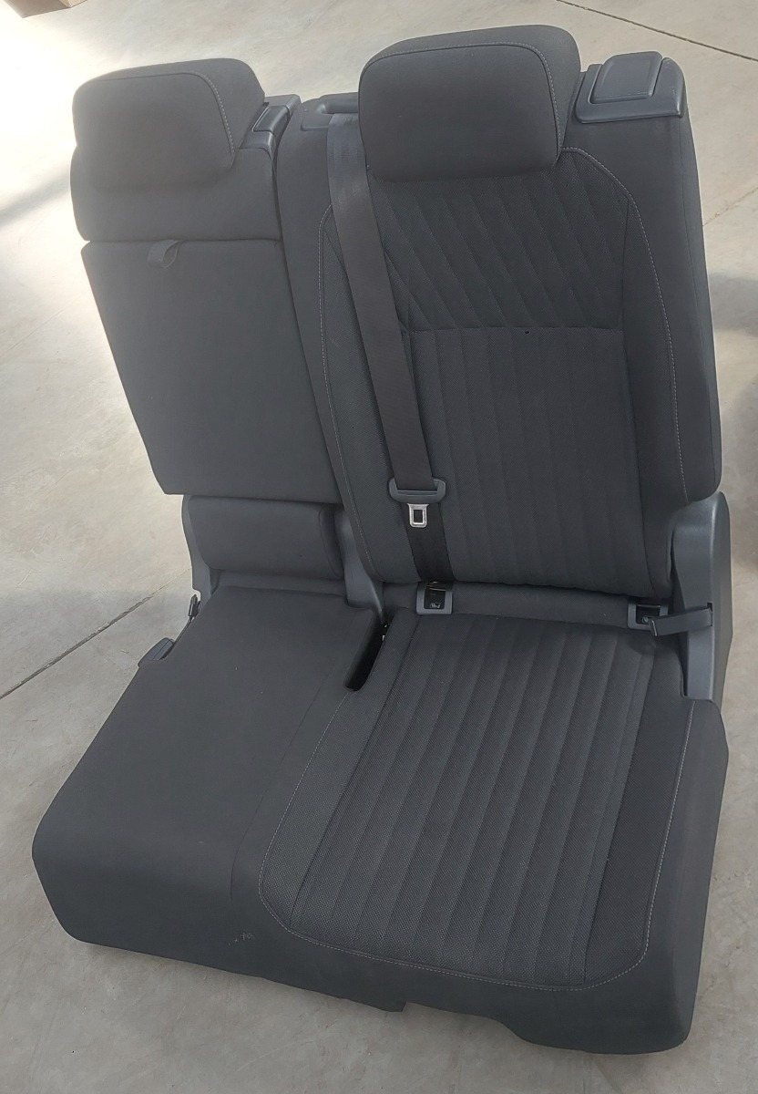 TIGUAN ALLSPACE MIDDLE SEAT LEFT