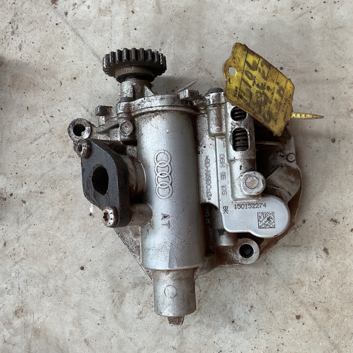 GOLF MK 7 GTI  OIL PUMP