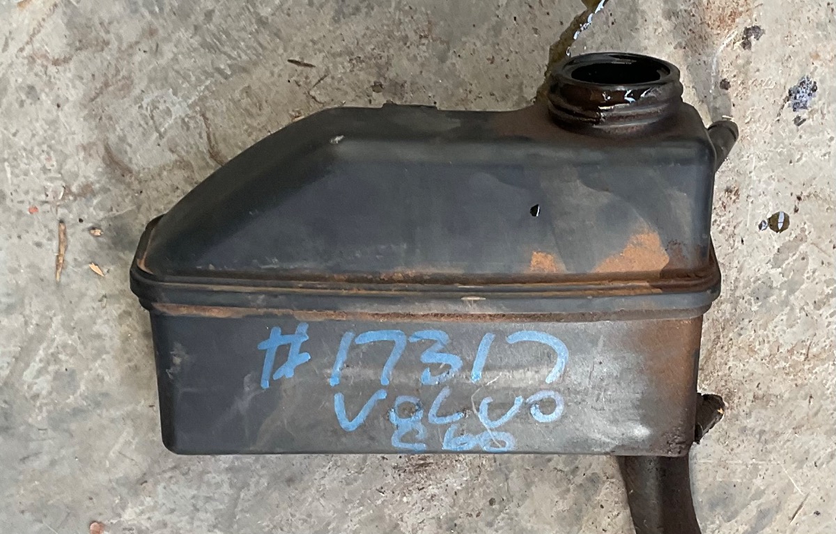 S60 2.0T POWER STEERING BOTTLE