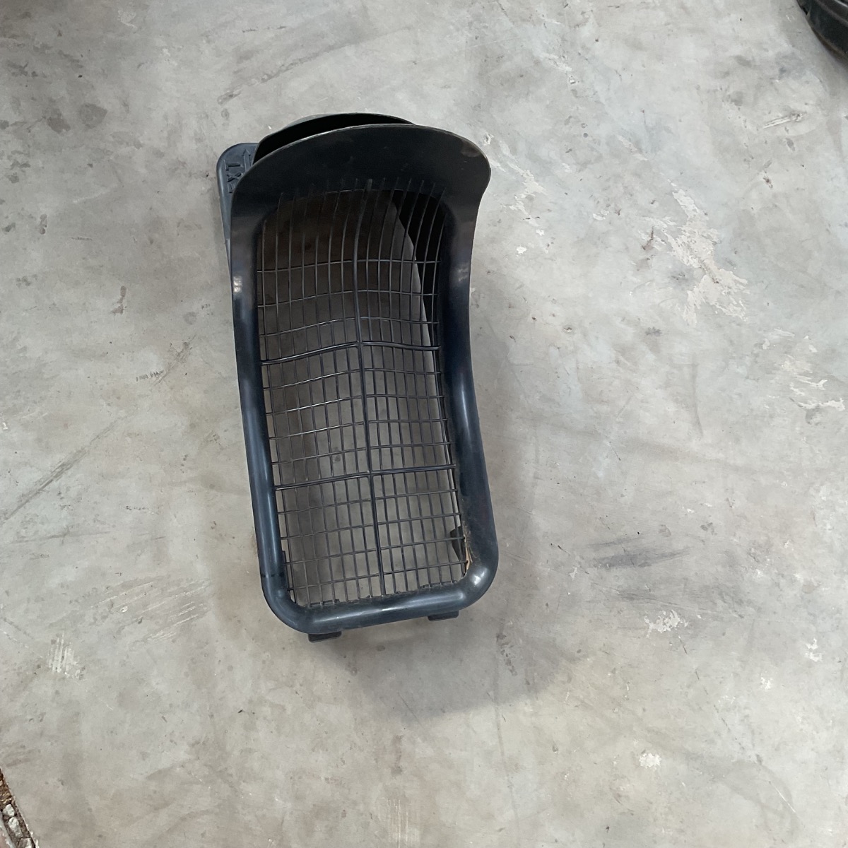 POLO 6/7 AIR INTAKE MANIFOLD COVER