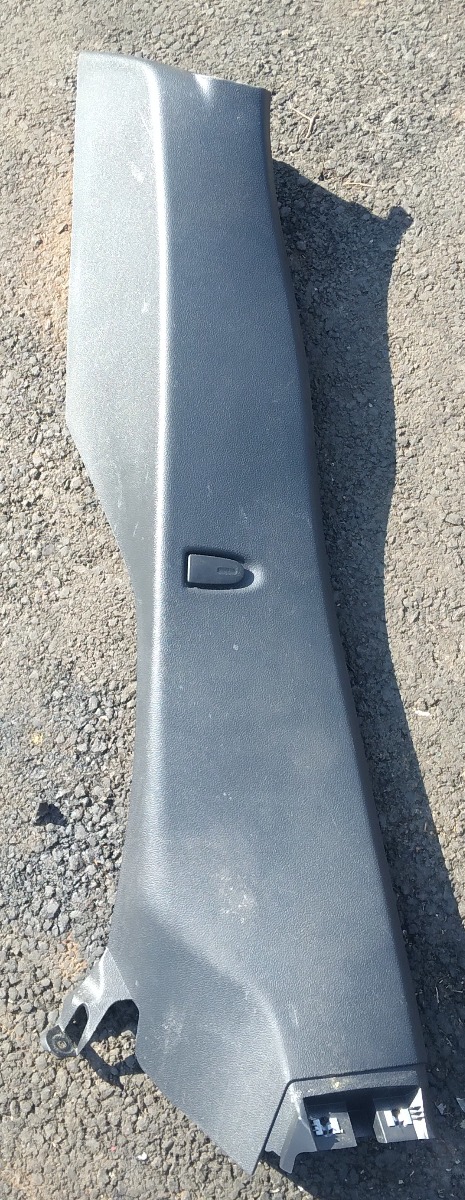 T-Cross LEFT REAR DOOR TRIM INNER