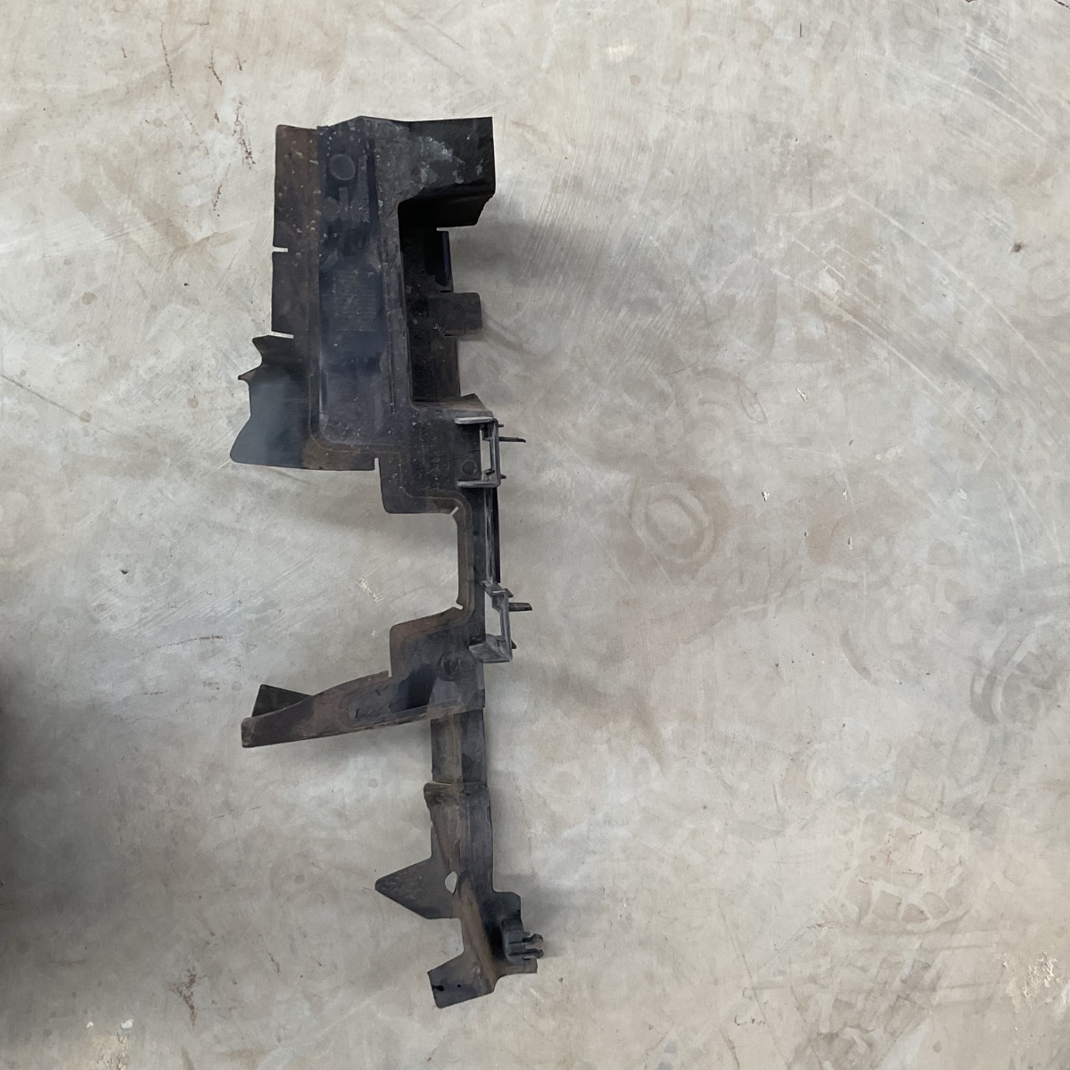 T-Cross Comfortline Radiator Air Guide - Right