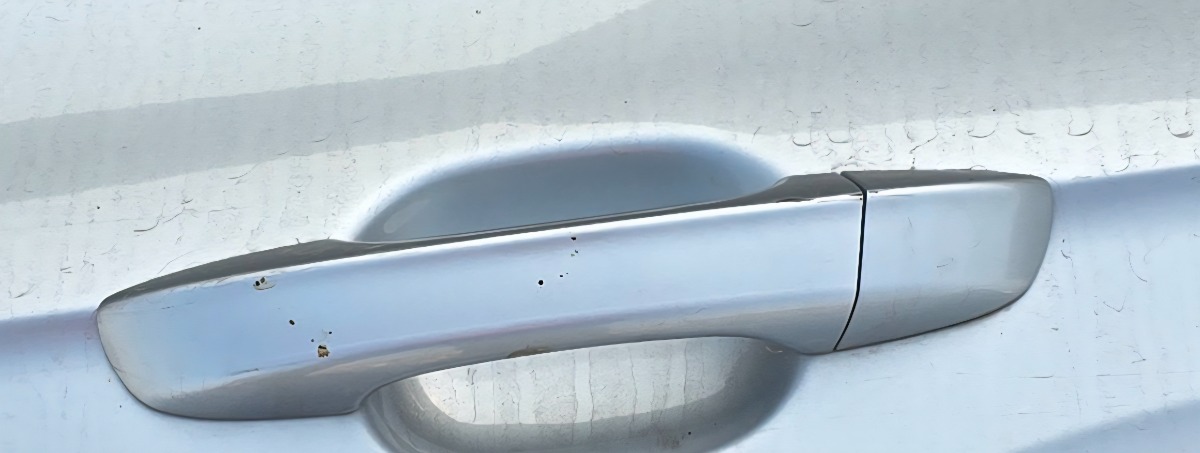 T-CROSS LEFT REAR DOOR HANDLE