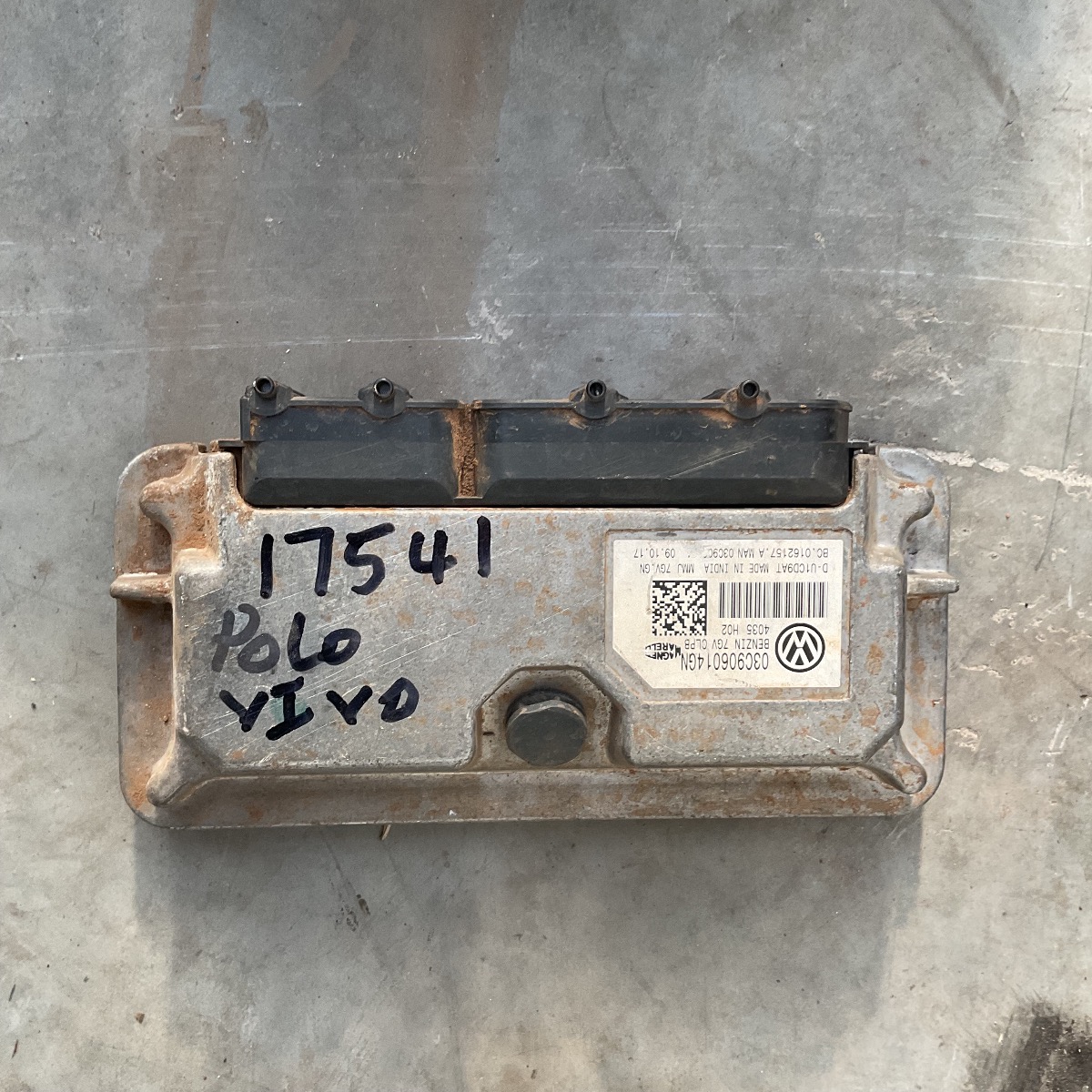 POLO 1.4i ENGINE CONTROL UNIT - ECU