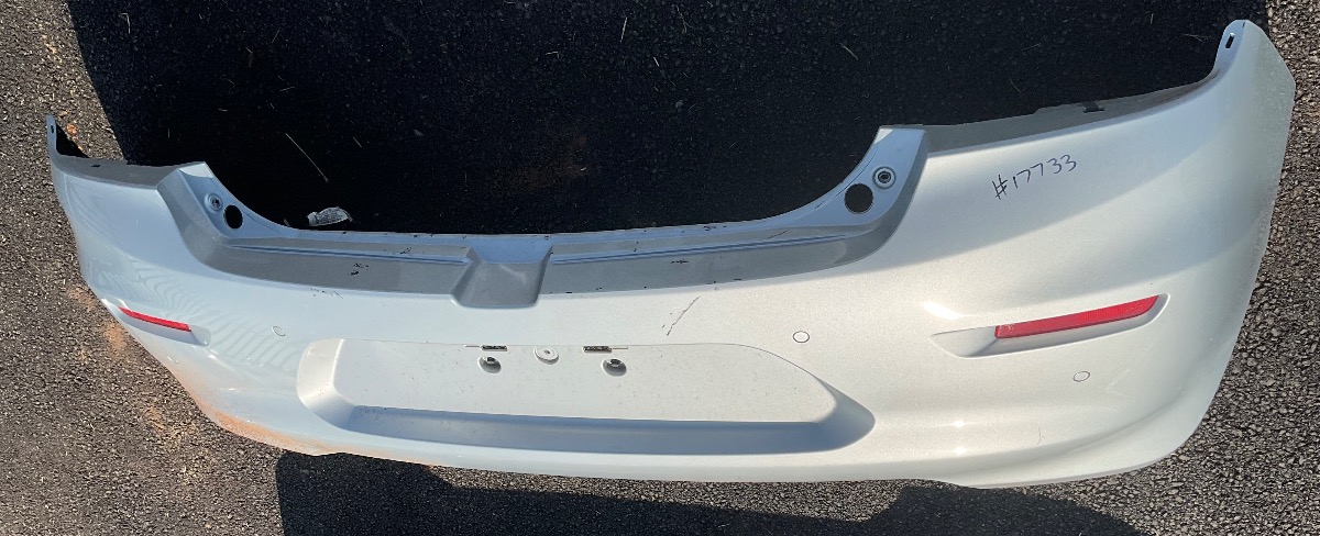 STARLET REAR BUMPER + PDC HOLES