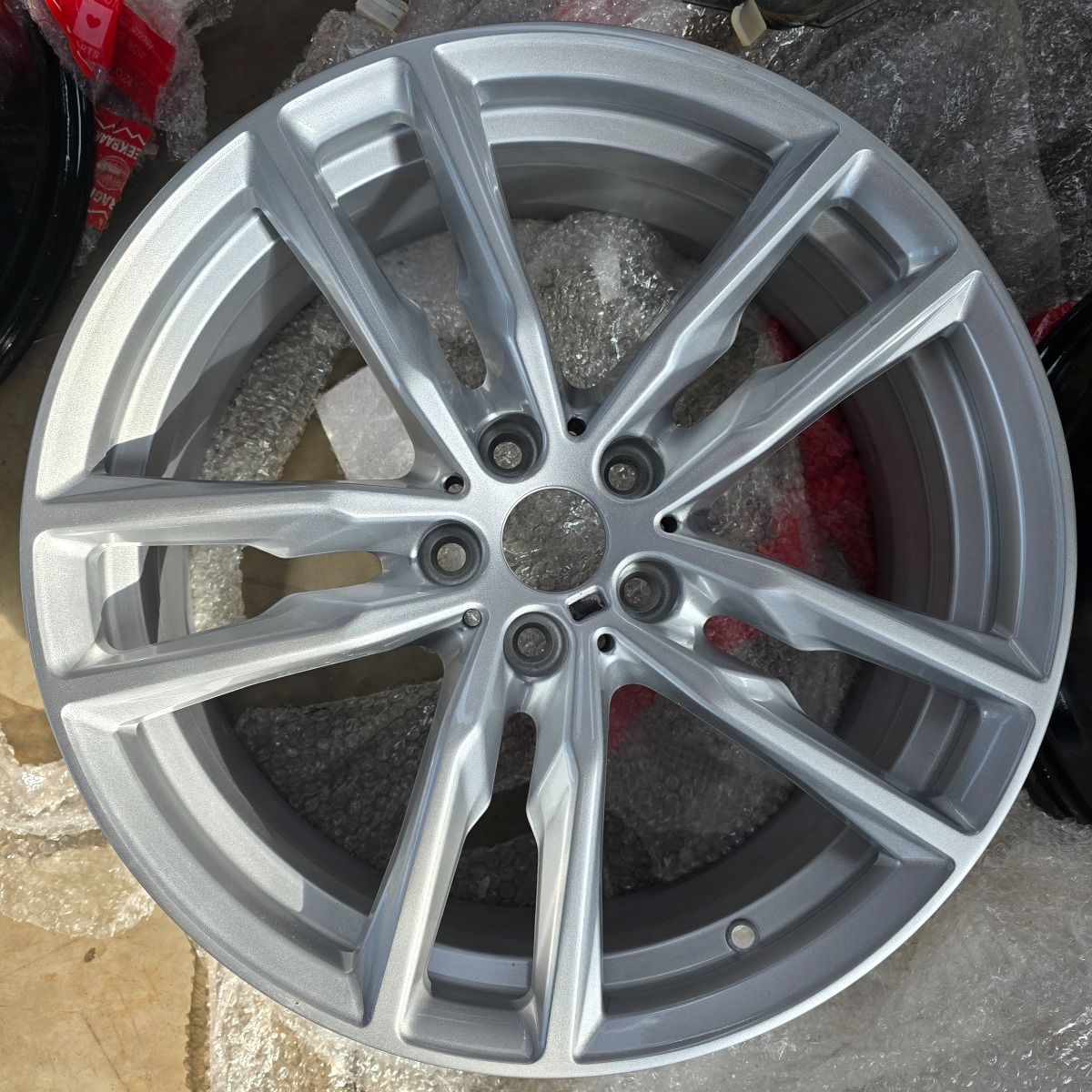 X3 G01 19" MAG RIM 7.5J