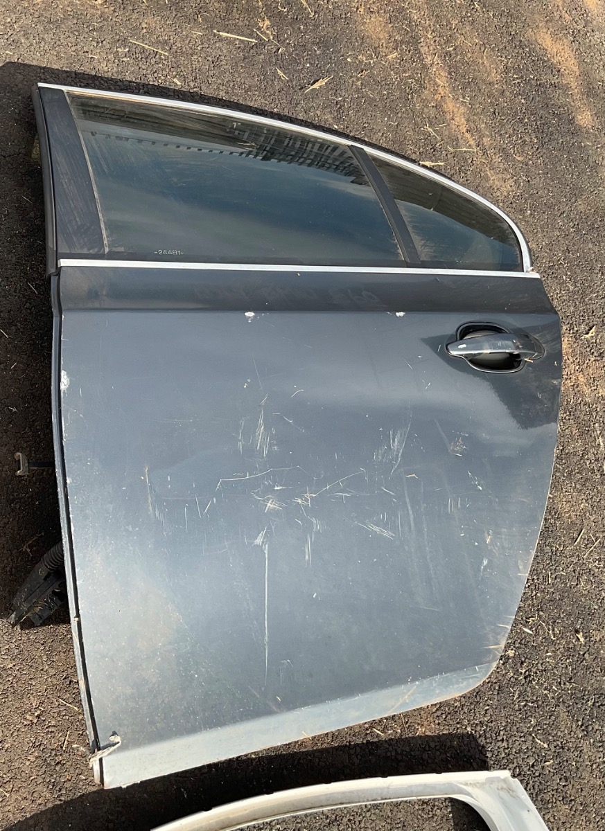 E60 LEFT REAR DOOR SHELL
