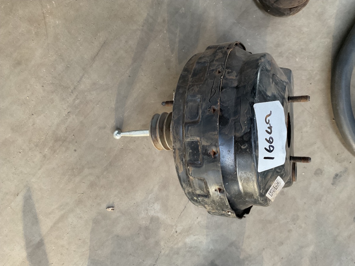 POLO BRAKE BOOSTER