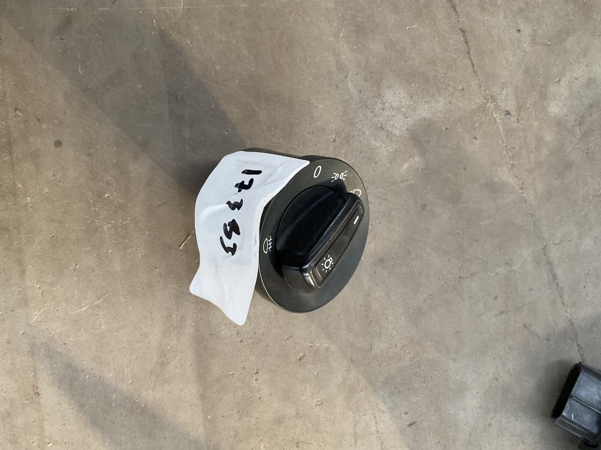POLO MK6 HEADLIGHT SWITCH
