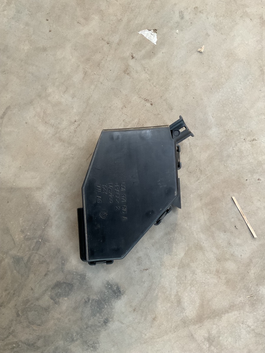 TIGUAN ALLSPACE STEERING COLLUM CABLE GUIDE