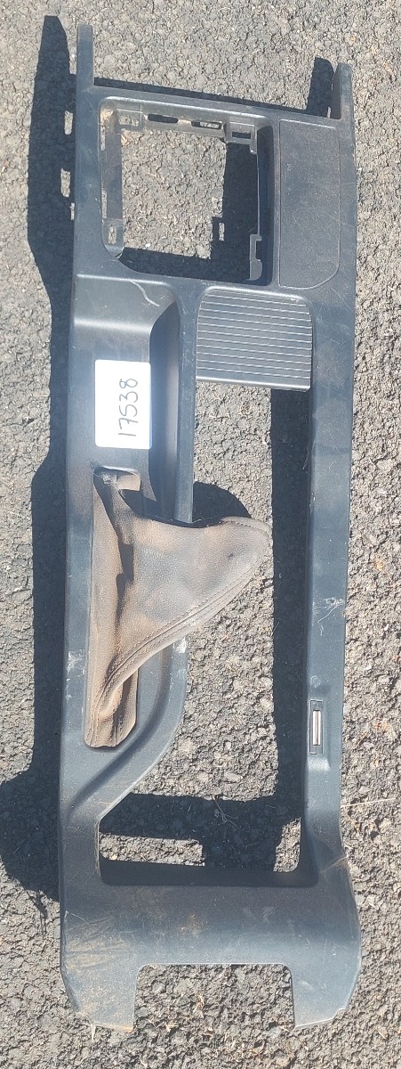 KIGER CENTRE CONSOLE COVER