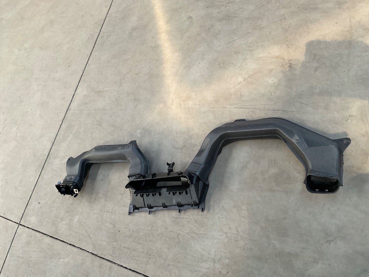 TIGUAN ALLSPACE AIR DUCT