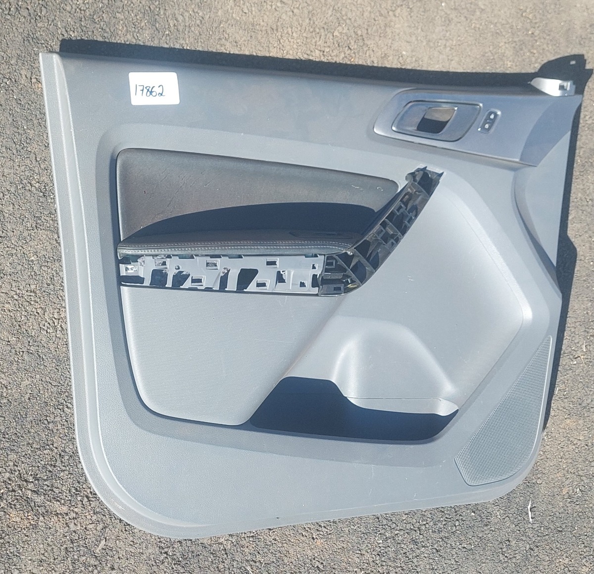 RANGER LEFT FRONT DOOR PANEL