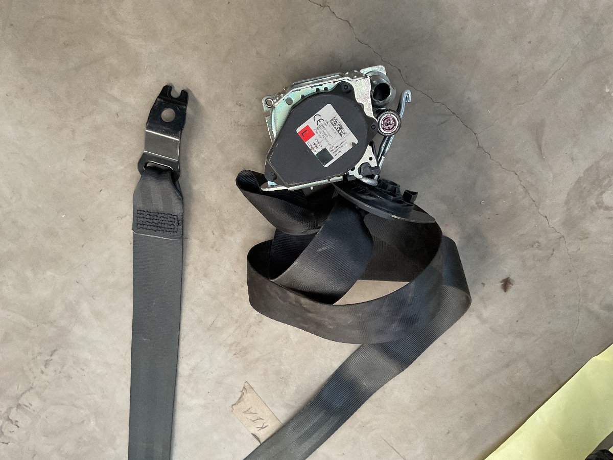 TIGUAN ALLSPACE 3RD ROW LEFT SEAT BELT