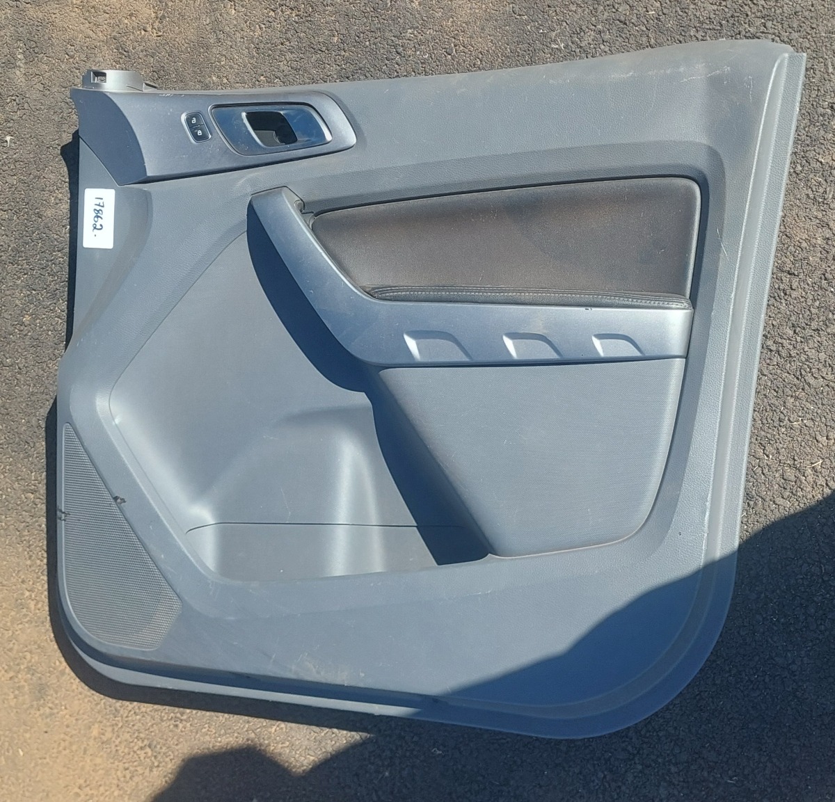 Ranger Front Door Trim - Right