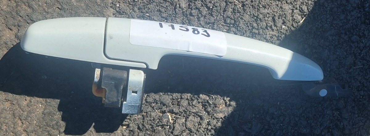 STARLET RIGHT REAR DOOR HANDLE