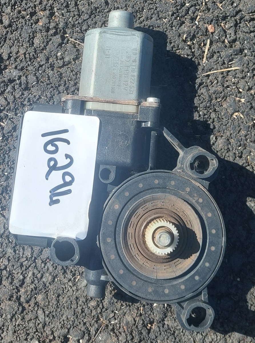 POLO 6/7/NEW VIVO LEFT FRONT WINDOW MOTOR