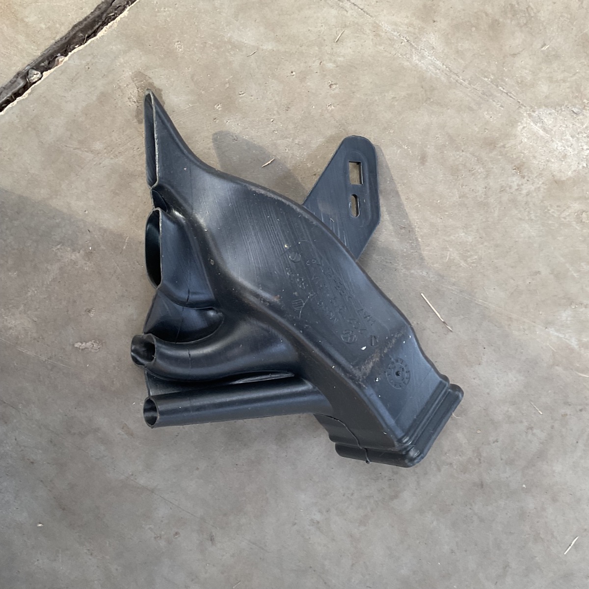 T-CROSS FOOTWELL VENT