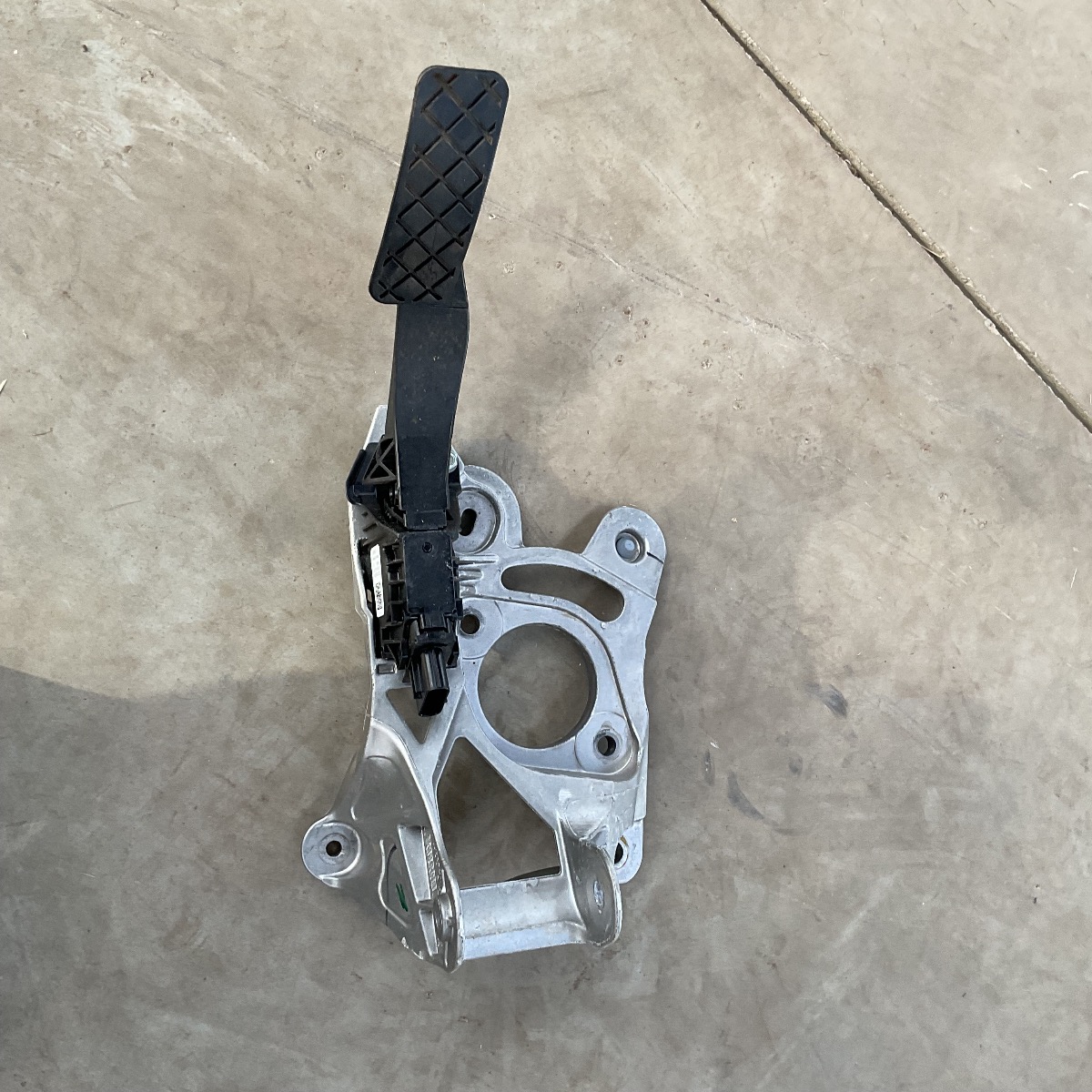 T-CROSS ACC PEDAL