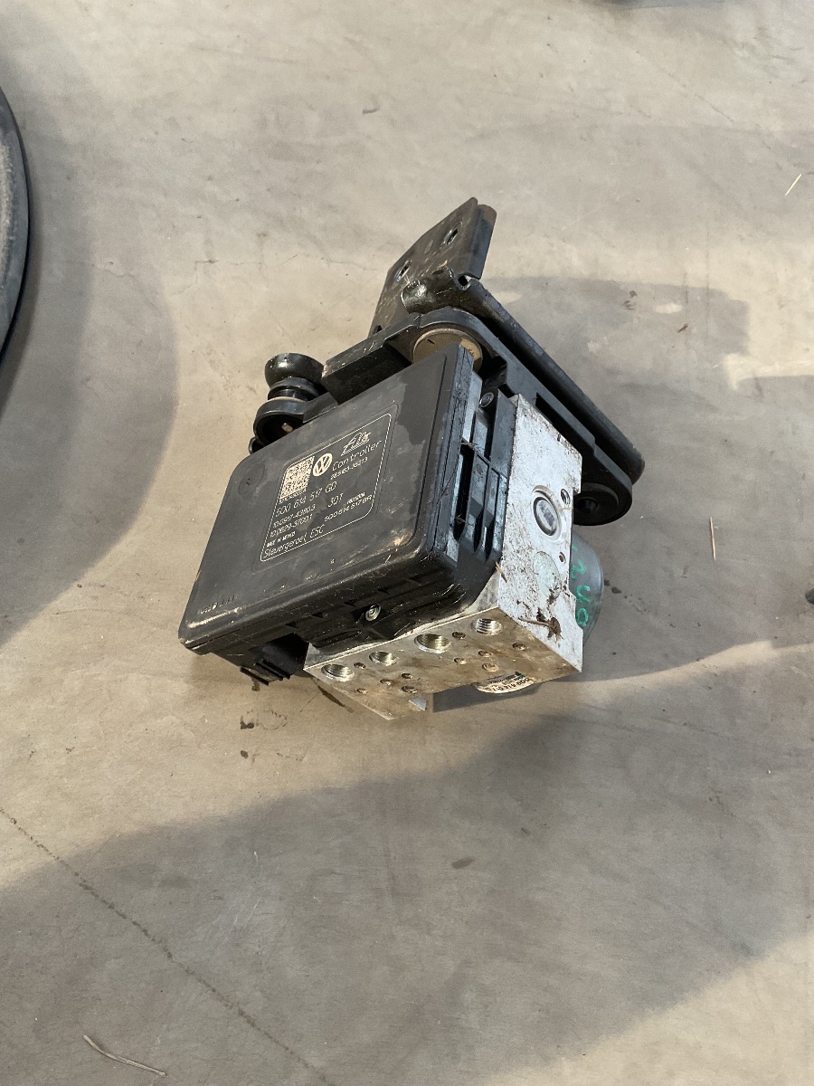 TIGUAN ALLSPACE ABS PUMP