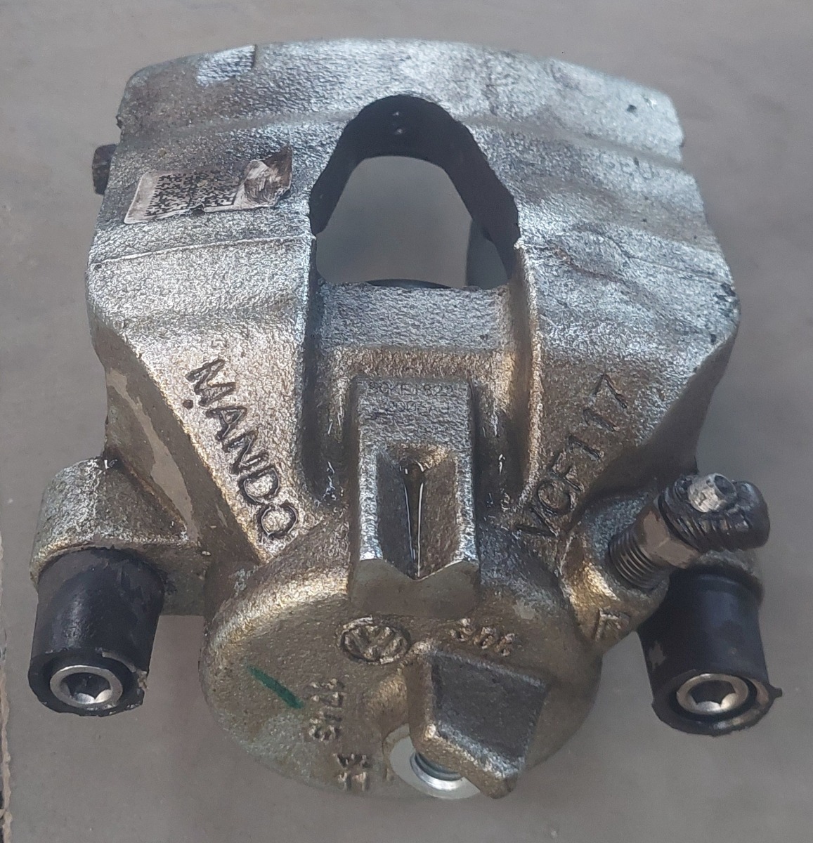 T-CROSS RIGHT FRONT BRAKE CALIPER