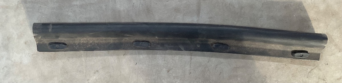 TIGUAN ALLSPACE BONNET SEAL LEFT