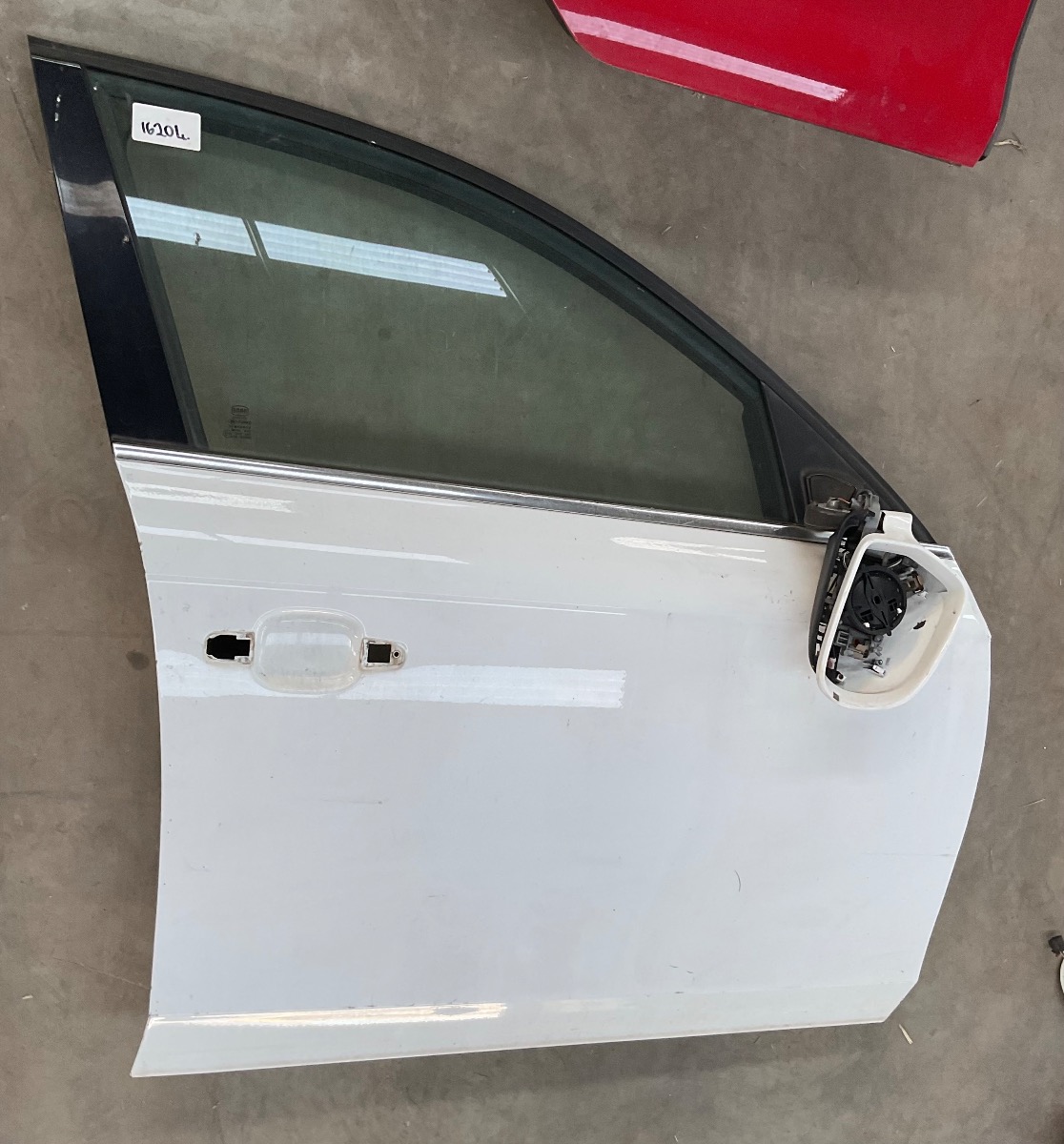 A4 B8 RIGHT FRONT DOOR SHELL