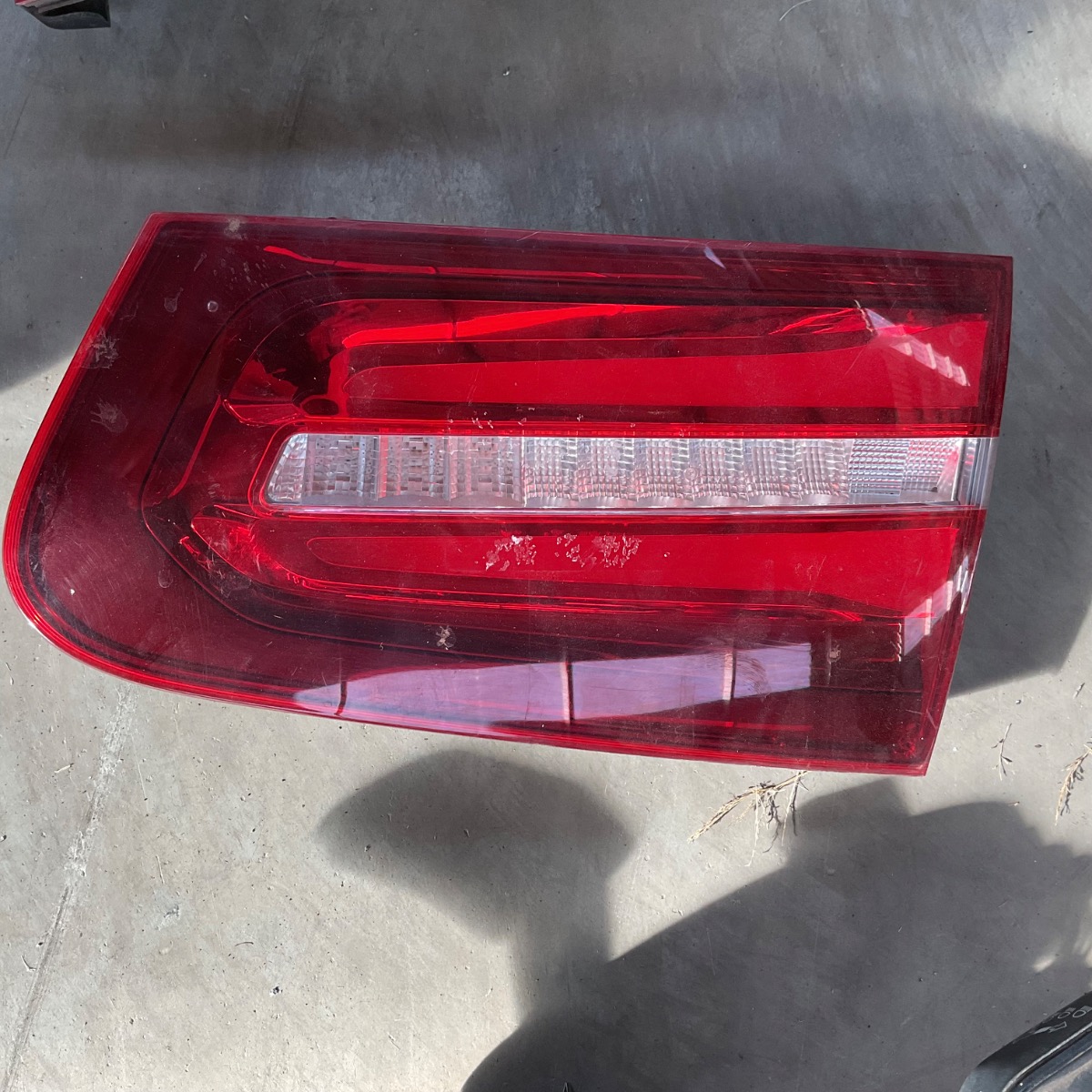 GLC 250D AMG RIGHT REAR INNER TAILIGHT