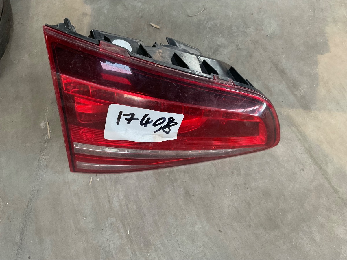 Golf 7 gti left inner taillight