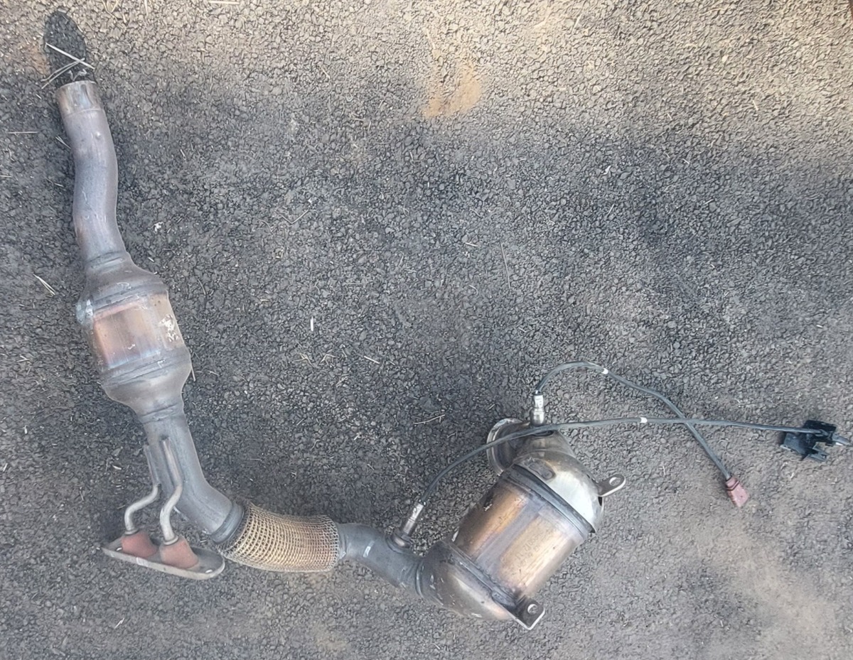 Tiguan Allspace XL Exhaust Pipe Front