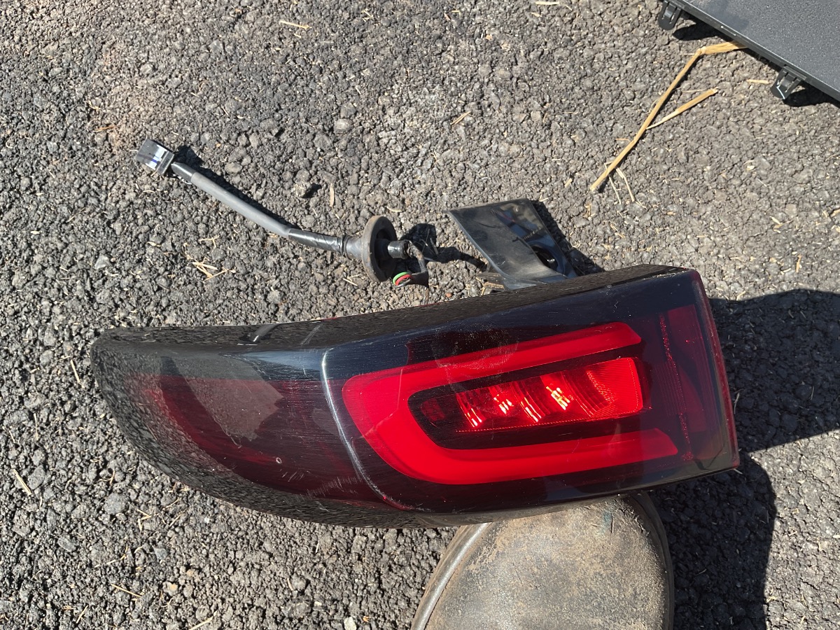 URBAN CRUISER LEFT REAR TAILIGHT
