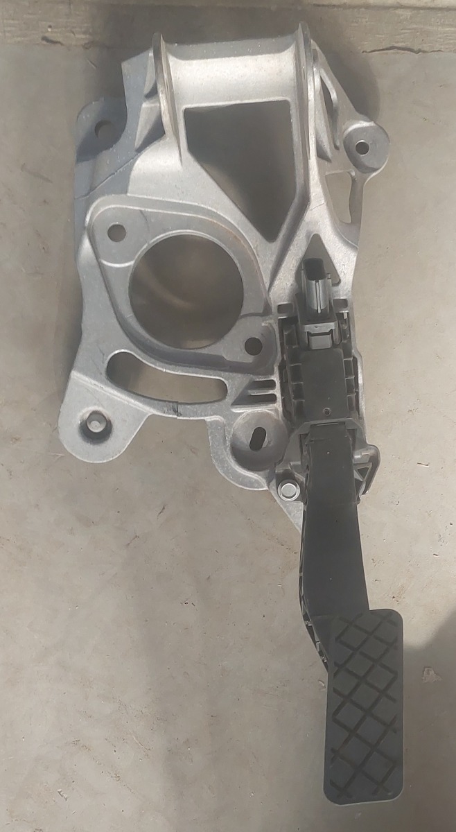 POLO 8/9 VIVO PEDAL ASSY