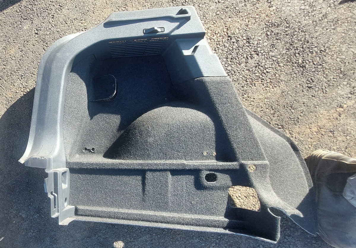 T-CROSS LEFT REAR BOOT PANEL
