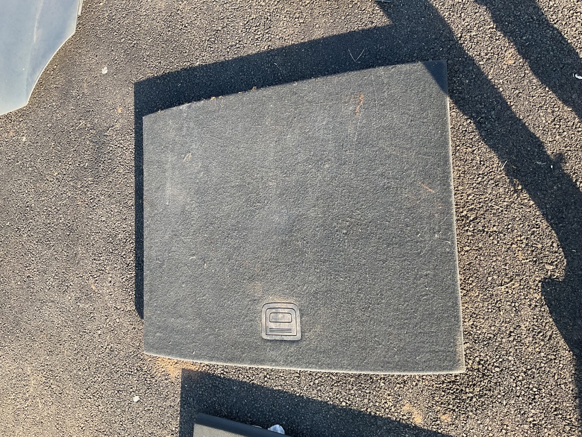 Q3 BOOT CARPET