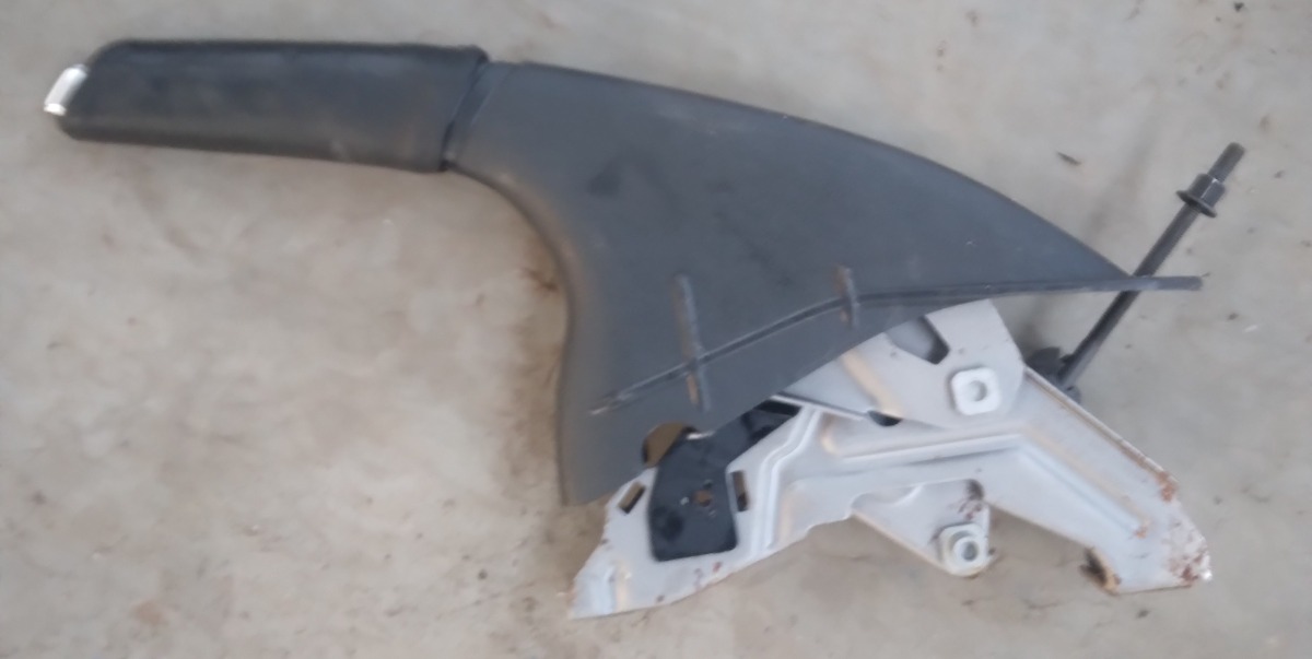 T-CROSS HANDBRAKE LEVER