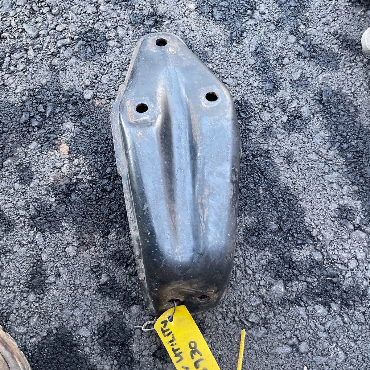 UTILITY 1.4 A/C P/U ENGINE MOUNTING BRACKET