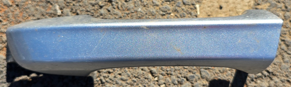 T-CROSS LEFT REAR DOOR HANDLE