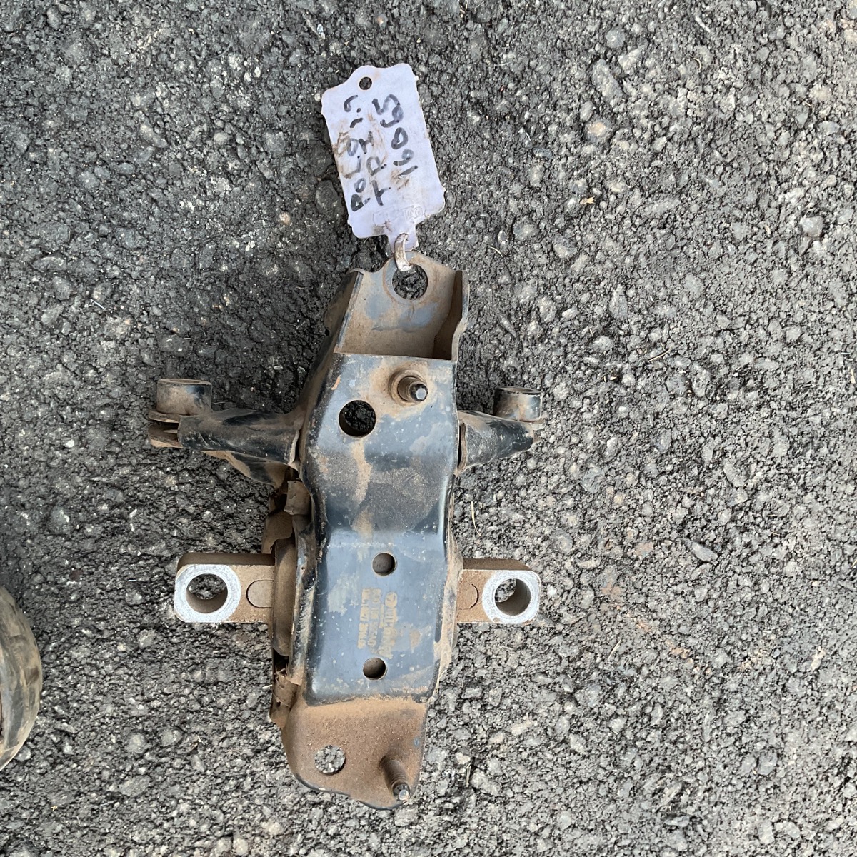 POLO 1.9 TDI ENGINE MOUNTING