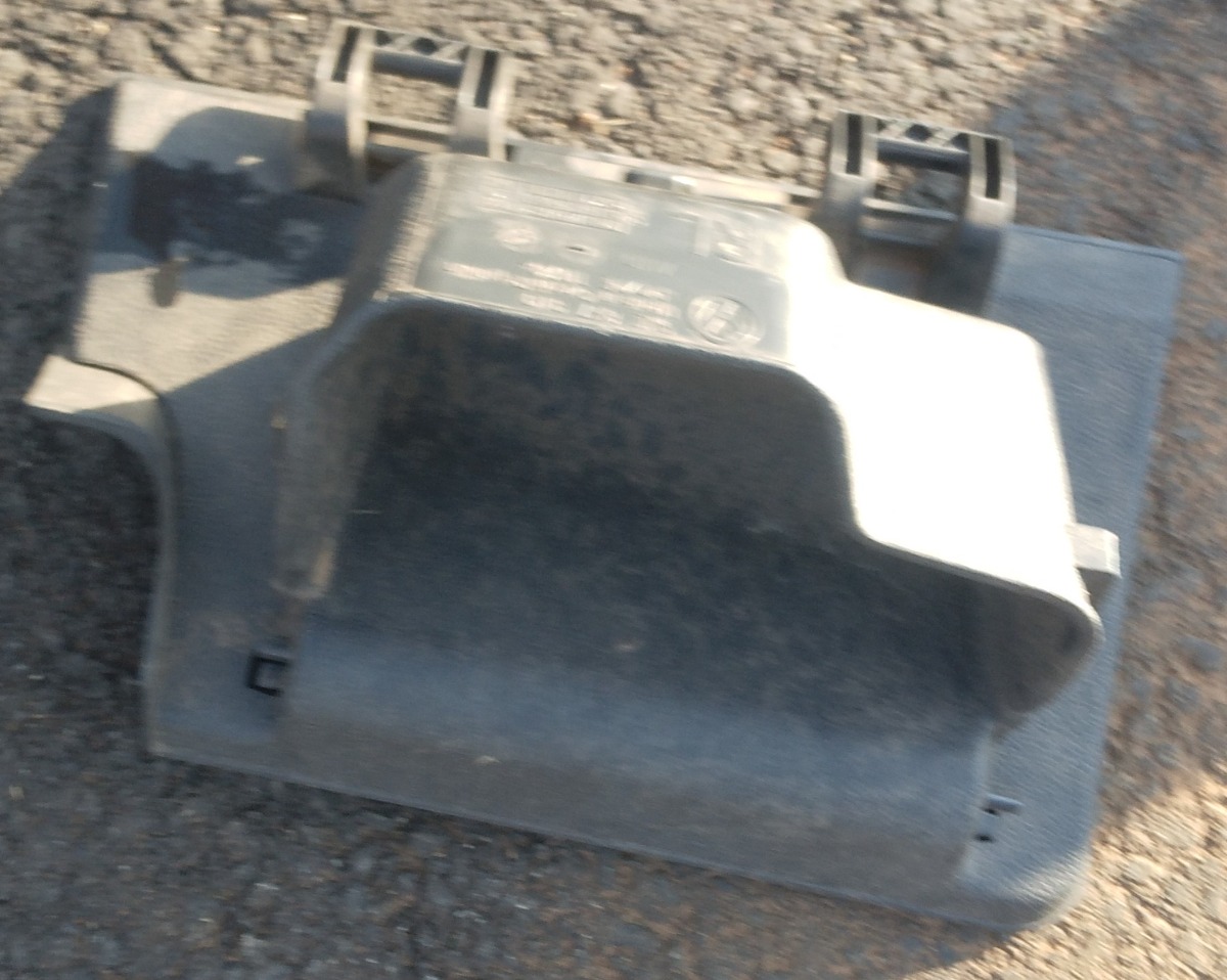 TIGUAN DRIVER CUBBY HOLE