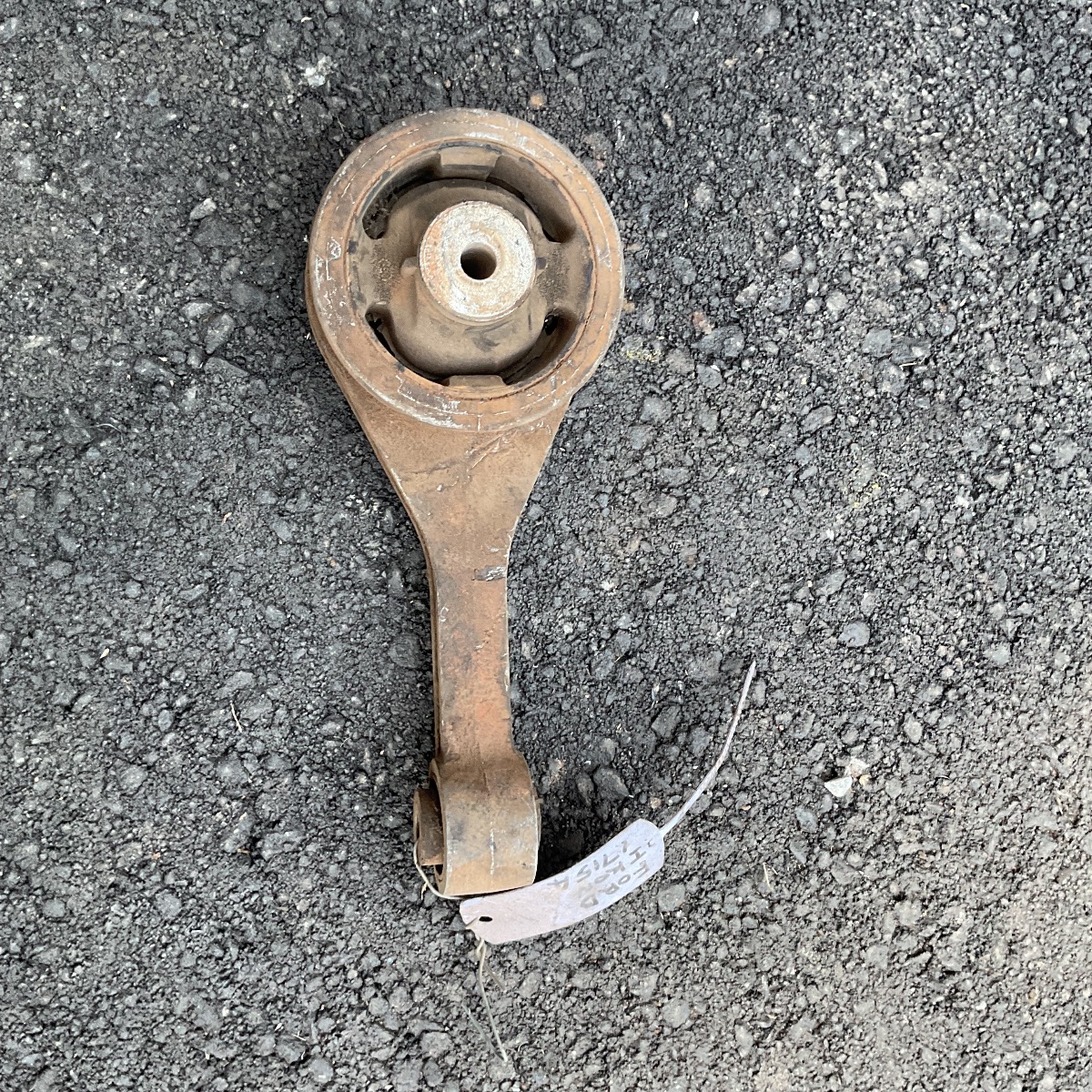 IKON 1.6i TORQUE MOUNTING