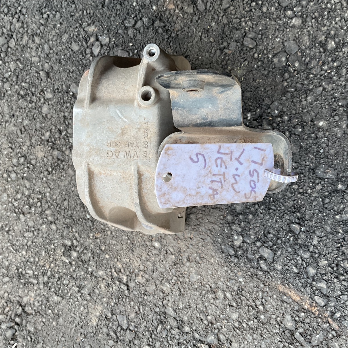 JETTA MK5 2.0 TDI ENGINE MOUNTING