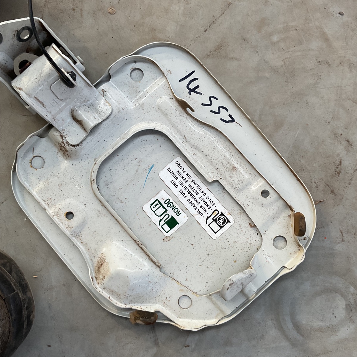 CELERIO FUEL FLAP