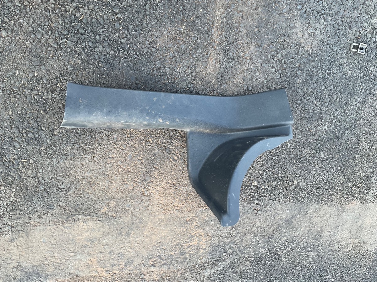 URBAN CRUISER RIGHT REAR INNER TRIM