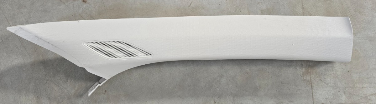 T-CROSS RIGHT A-PILLAR TRIM