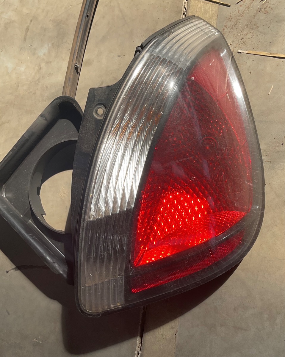 RIO RIGHT REAR TAILLIGHT